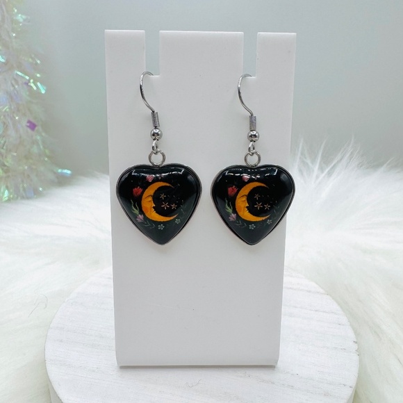 Vintage Heart-Shaped Moon Drop Earrings - Picture 1 of 4